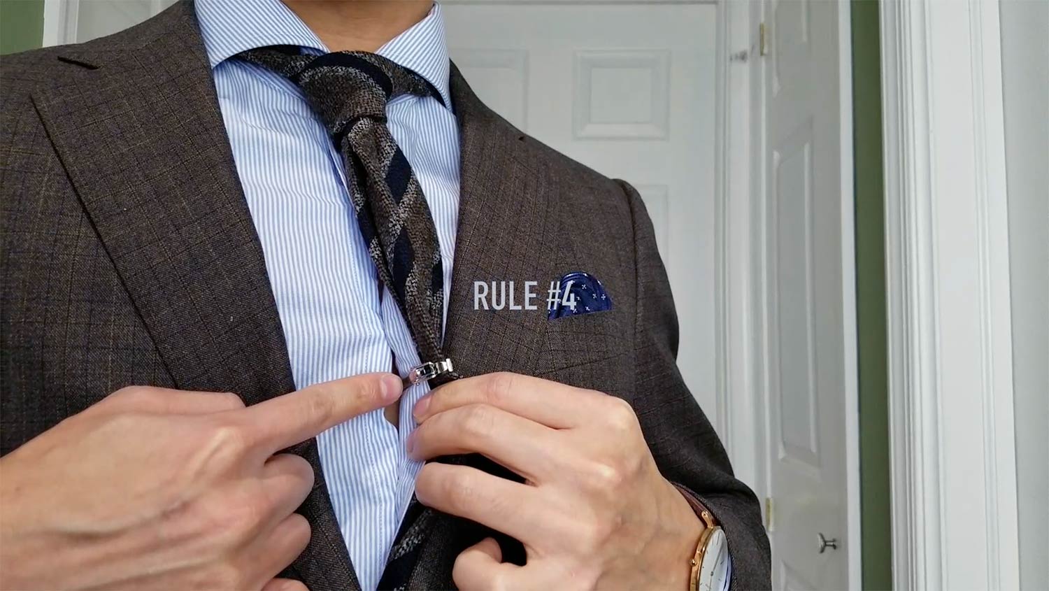 Tie Bar Rule 4: Keep It Functional | GENTLEMAN WITHIN